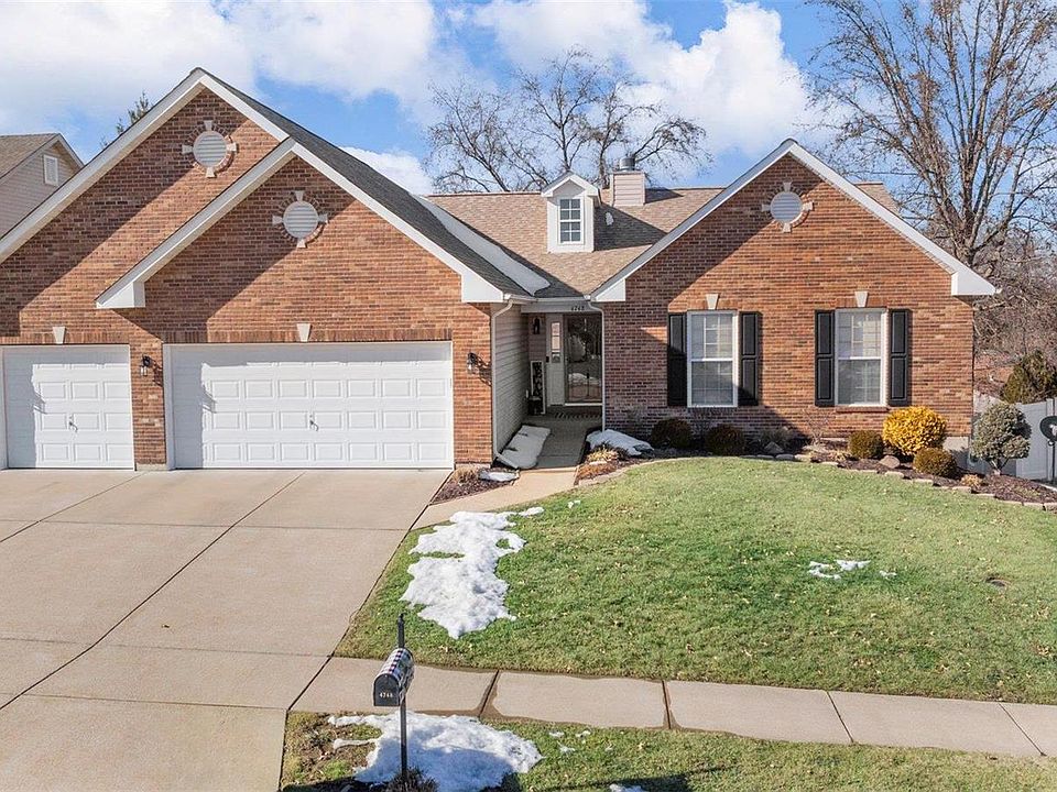 1st image of 4748 Auburn Trace Dr