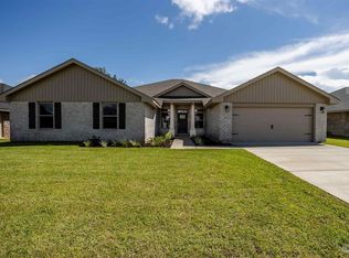 6306 Pineapple Dr, Milton, FL 32570