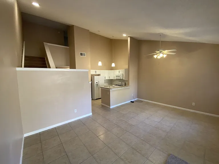 1321 Eagle Ln — Photo 7