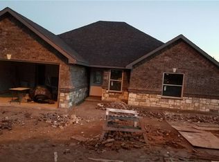 2205 Pedernales Ct, Granbury, TX 76048
