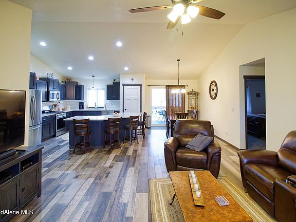 3rd image of 4679 W Gumwood Dr