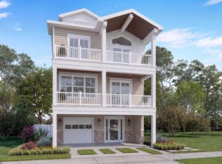 26 N Iroquois Ave, Margate, NJ 08402