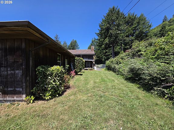 4th image of 16005 Carson Ln