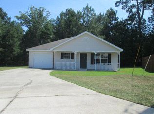136 Dove Hill Cir, Thomasville, GA 31792