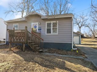 2604 56th St, Des Moines, IA 50310