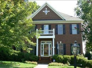 1015 Wild Dogwood Ln, Winston Salem, NC 27106