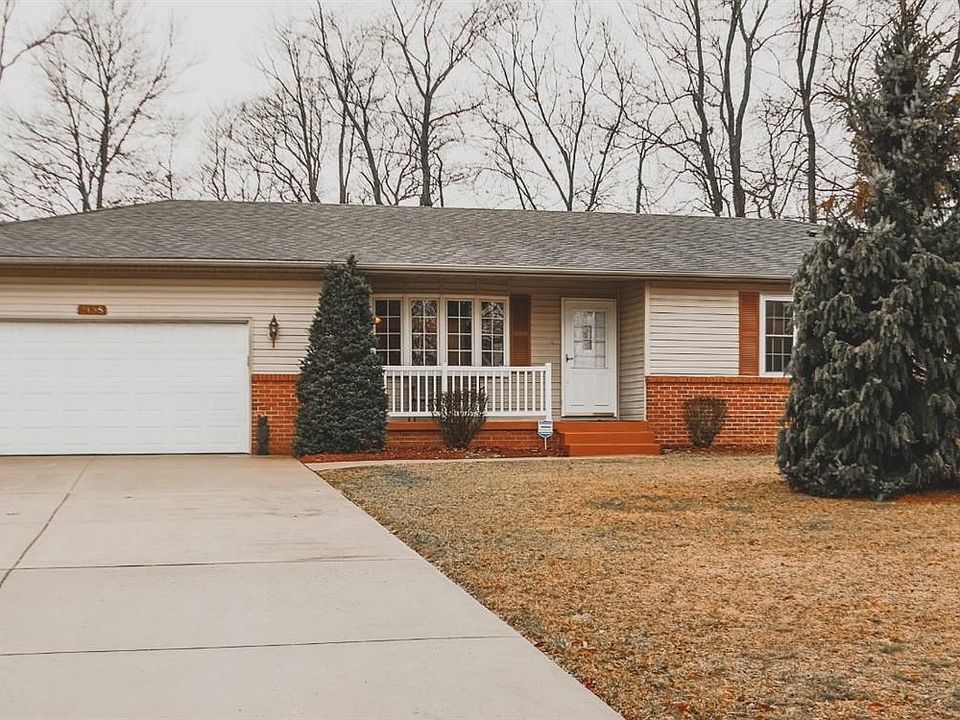 1st image of 3135 S Rosewood Blvd