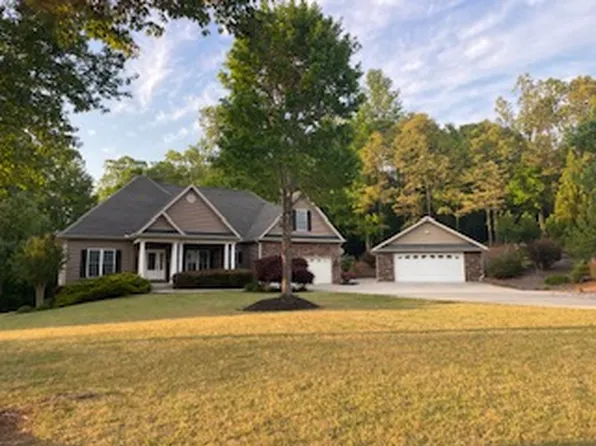 9069 Fairview Church Rd, Seneca, SC 29672