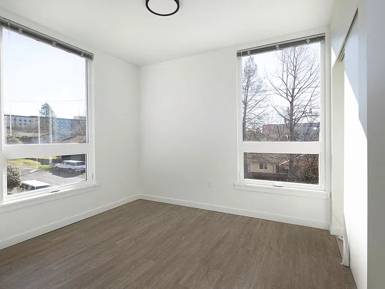 Viewfinder Apartments — Photo 24