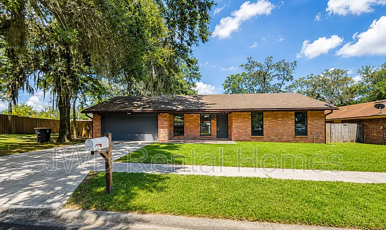 6073 Cranberry Ln E — Photo 15