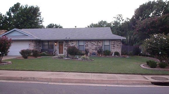 1st image of 4632 Forest Hills Dr