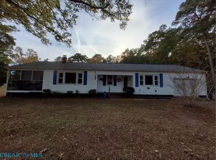 5450 New Point Comfort Hwy, Susan, VA 23163