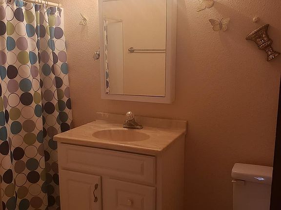 5th image of 1033 W 9th Ave