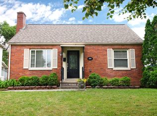 886 Thomas Rd, Columbus, OH 43212