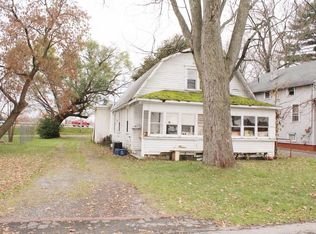 112 Lawrence Ave, North Syracuse, NY 13212