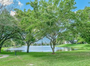 3425 Lime Hill Rd #169, Lauderhill, FL 33319
