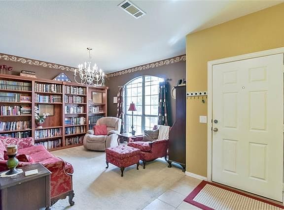 3rd image of 1703 Cowtown Ct