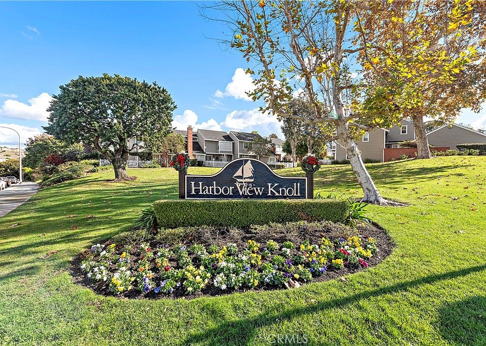 1st image of 2768 Hillview Dr #17