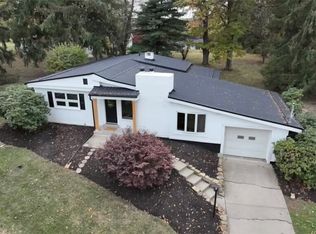 687 Bower Hill Rd, Venetia, PA 15367