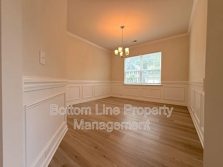 729 Willshire Falls Dr — Photo 4