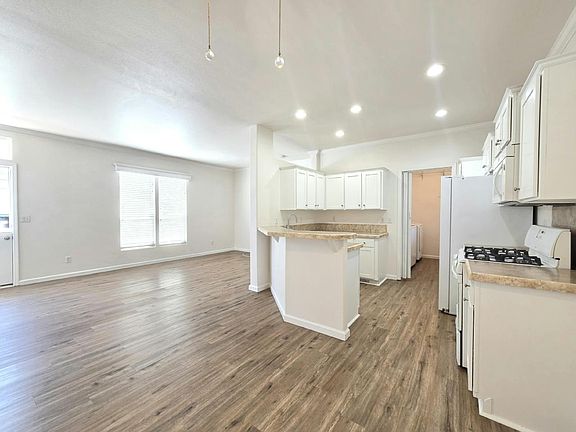 2nd image of 21851 Newland St Spc 98