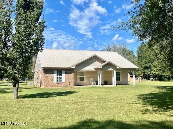 19913 Old School Trl, Moss Point, MS 39562