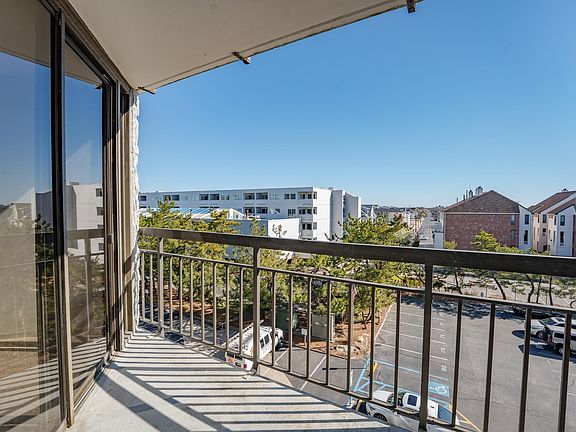 4th image of 935 Ocean Ave APT 534