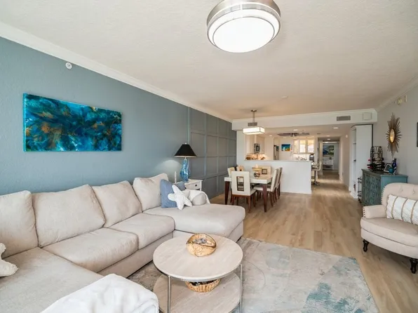 806 Mystic Dr #201, Cape Canaveral, FL 32920