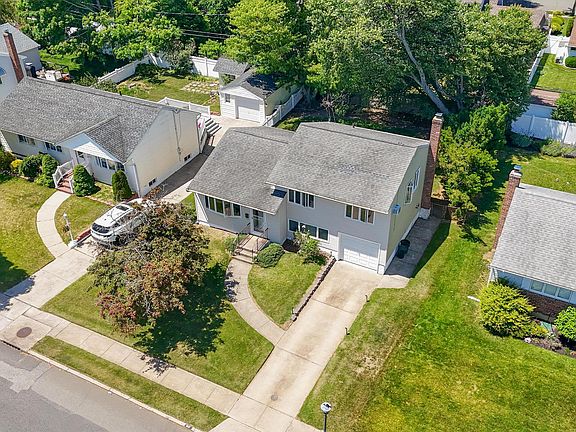 3rd image of 3547 Northview Avenue