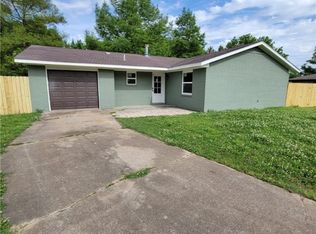 218 Summer Cir, Sallisaw, OK 74955