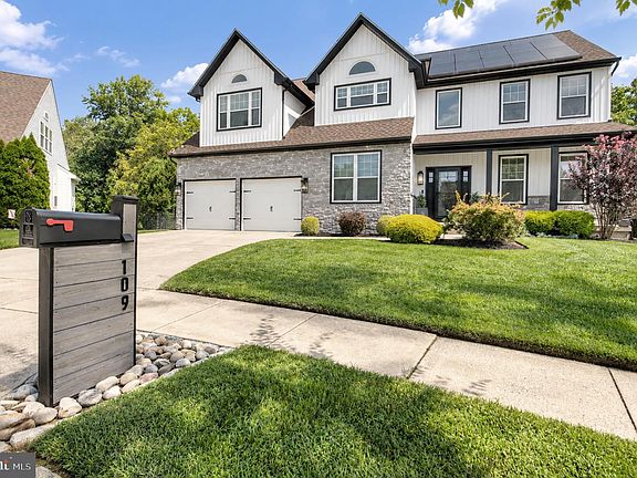 2nd image of 109 Pine Dr