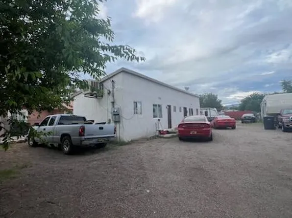 842 Gatewood Ave SW, Albuquerque, NM 87105