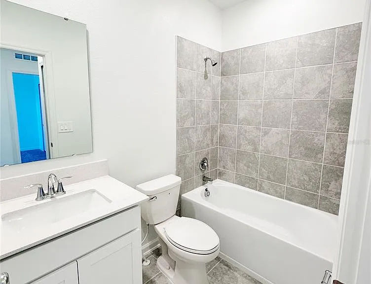 2768 Pierr St — Photo 10