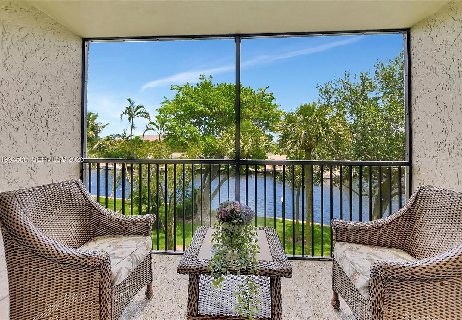 Boca Bayou Condo — Photo 2