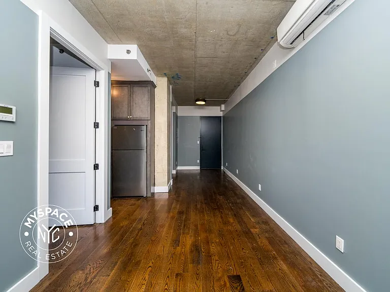 187 Kent Ave #809 — Photo 4