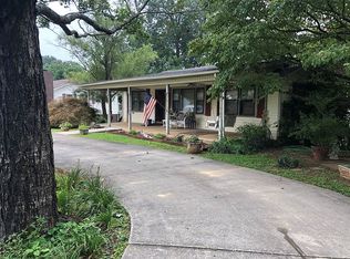 326 Hoffman St, Athens, AL 35611
