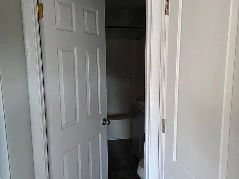 941 Chadwick Dr #3 — Photo 5