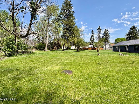 2nd image of 0 Thomas St Lot 2