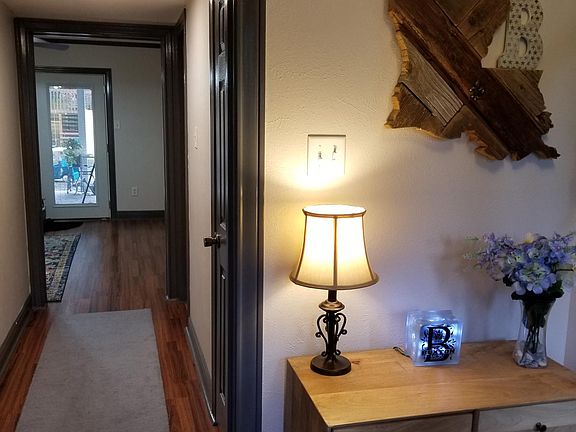 2nd image of 5869 Oxford Pl