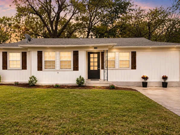 1520 Valley View St, Mesquite, TX 75149