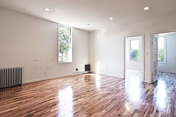 Rented by Coda Real Estate NYC | media 10