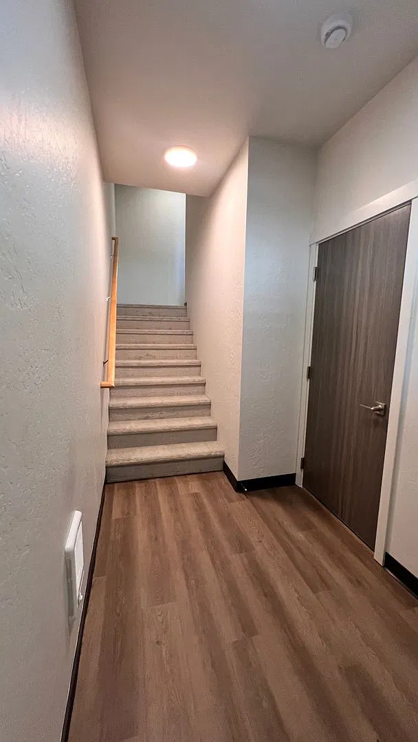 21 E. H Street - A — Photo 2