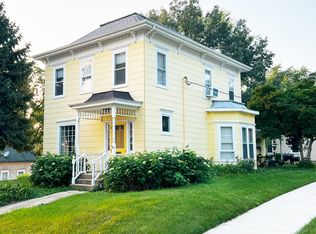 128 E 6th St, Lockport, IL 60441