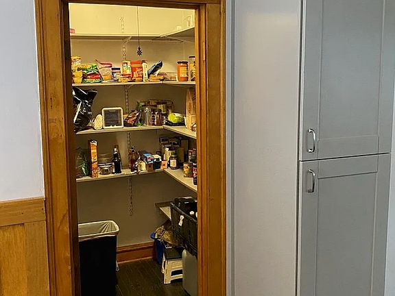 5th image of 5806 W Altgeld St Floor 1