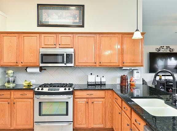 5th image of 1117 Eastwick Dr
