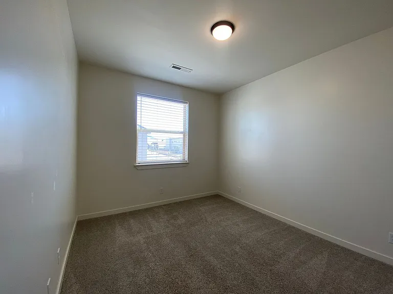 767 W Scarlet Hill Dr — Photo 30