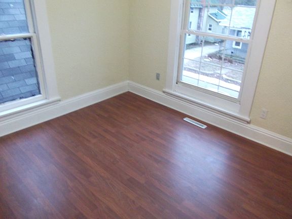 5th image of 122 Park Ave
