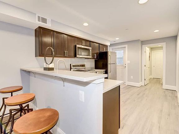4th image of 3012 Q St NW
