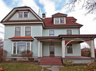 414 N Division St, Appleton, WI 54911