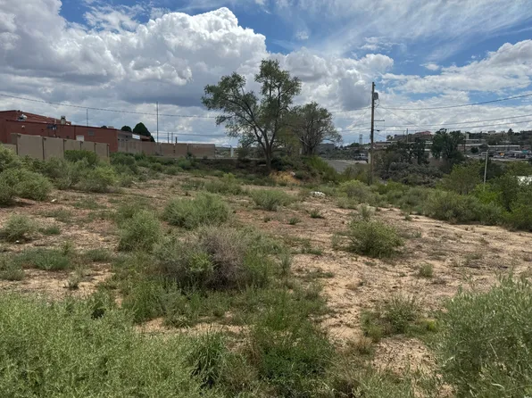 200 Philipina Ave, Gallup, NM 87301